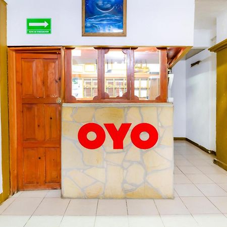 Oyo Hotel La Luna, Templo De Santo Domingo De Guzman San Cristobal de las Casas Exterior photo